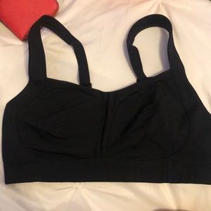 Lulu lemon sports bra